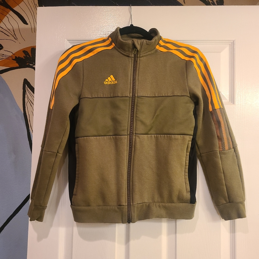 Boy's sweater